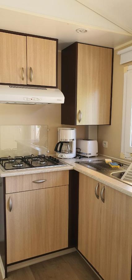 Mobil Home Climatise 6 Personnes La Roque-d'Antheron Extérieur photo